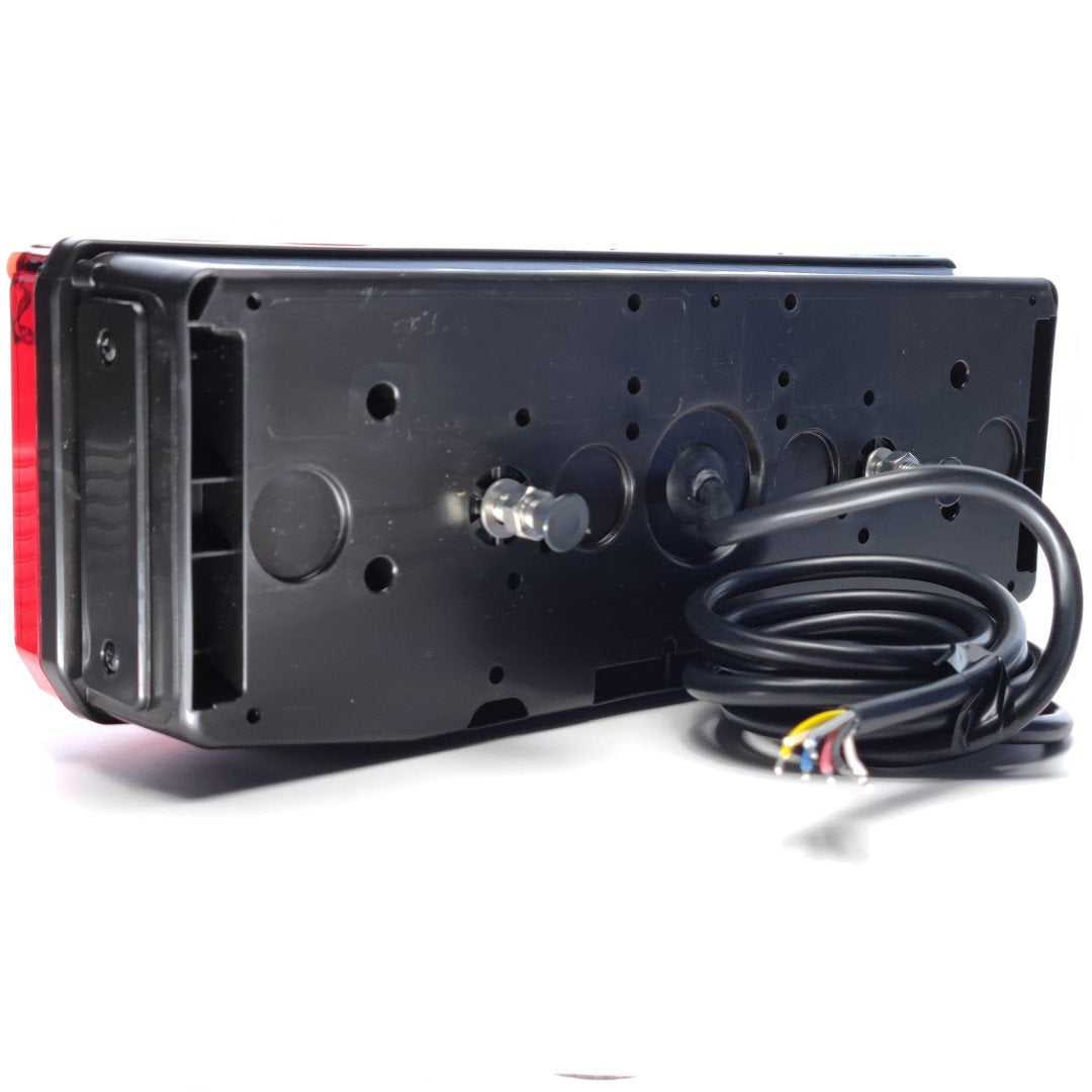 Luz trasera LED triangular 7 funciones 12-24V (izquierda)