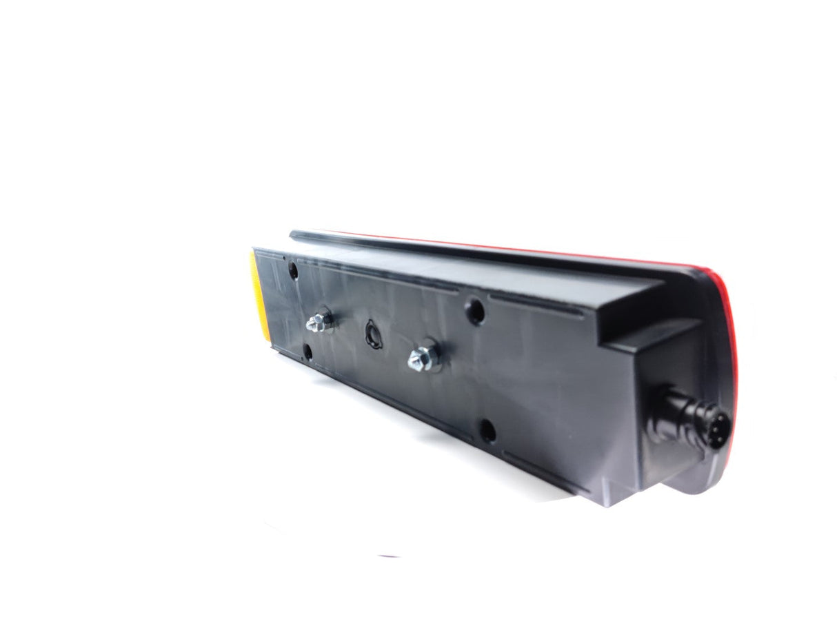 Piloto trasero de 7 cámaras para Scania R - Esquina redondeada