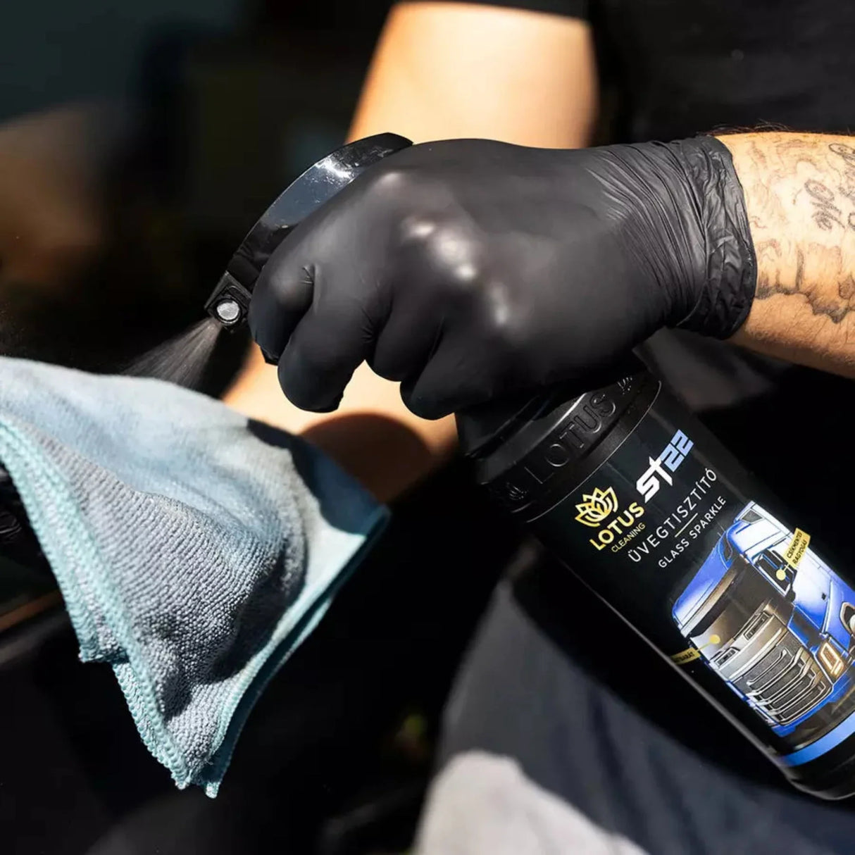 Detergente per vetri e parabrezza 600 ml