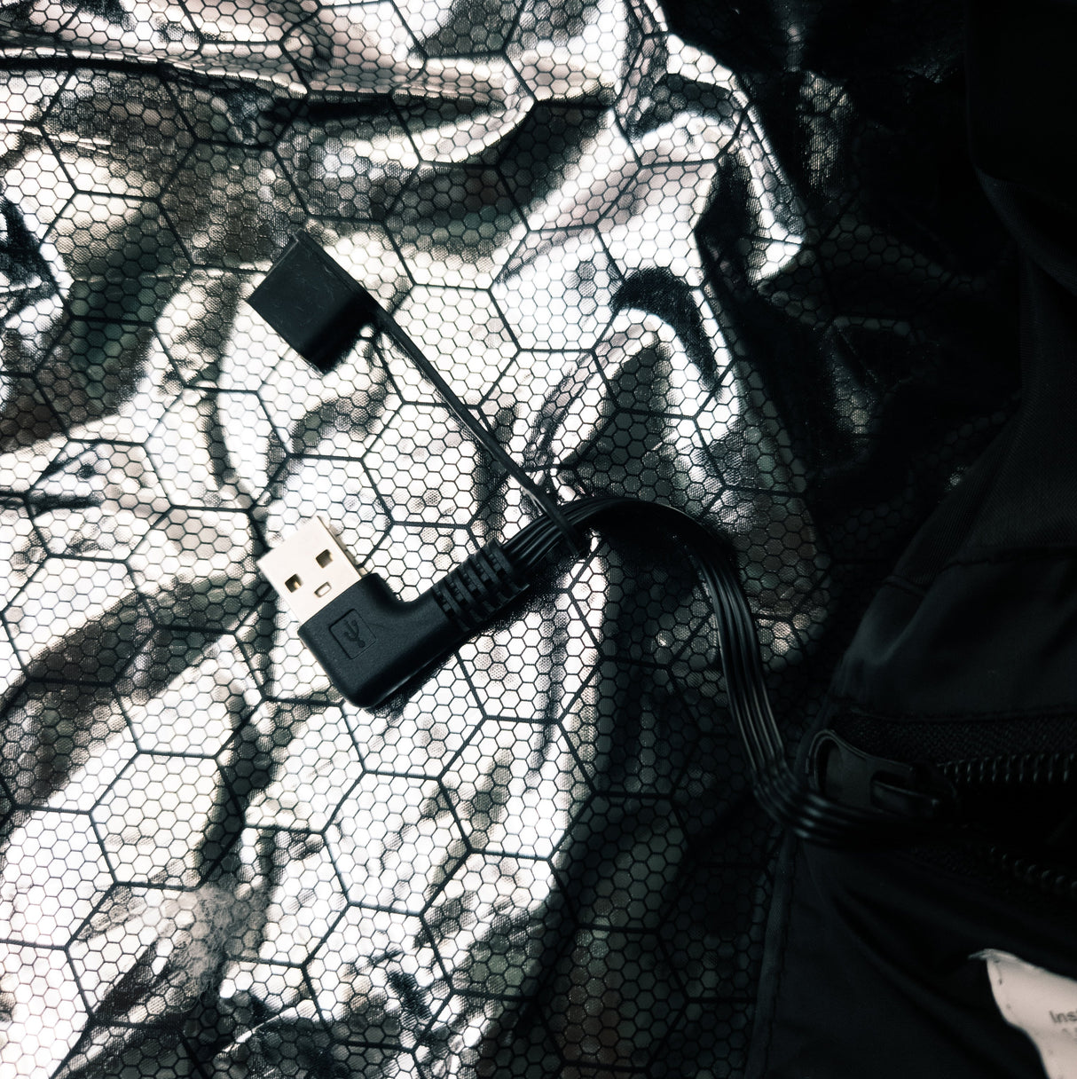 Beheizbare Weste mit 19 Heizzonen