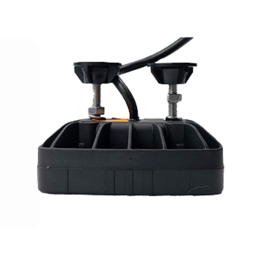 Luz trasera LED para tractor y camión – Función de niebla y marcha atrás – 12/24V