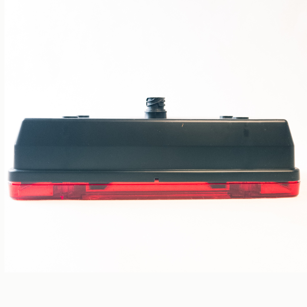 Feu arrière gauche pour Iveco Daily (à partir de 2006) – format compact