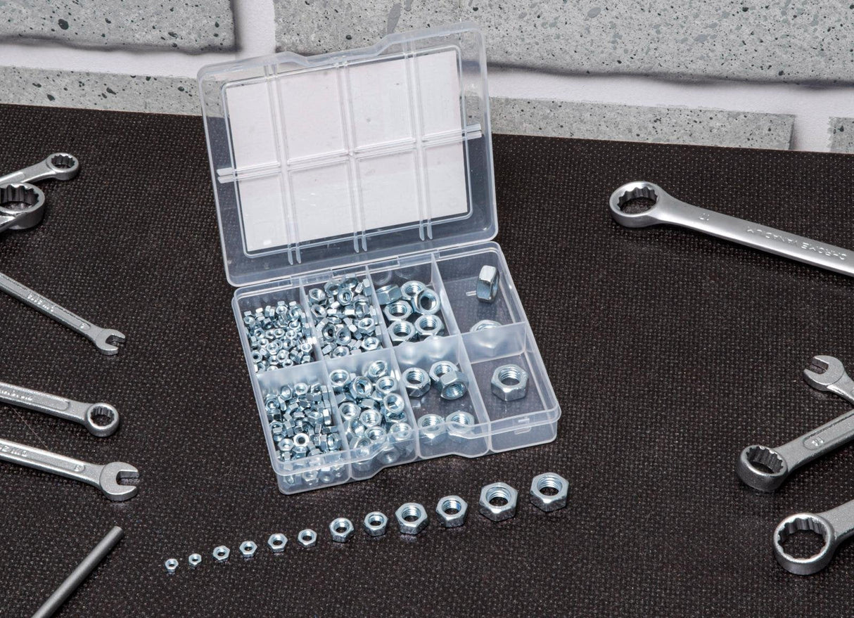 Set di Dadi 270 Pezzi Black and Decker