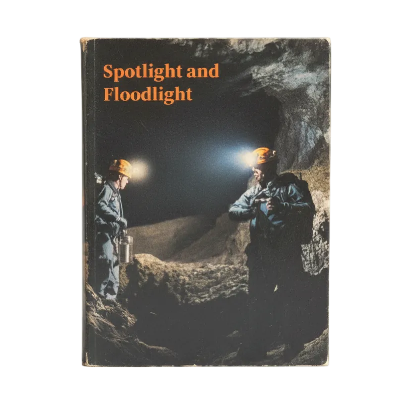 Linterna Frontal LED Recargable con Enfoque Ajustable y Sensor de Movimiento