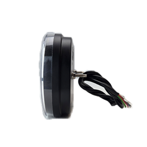 Luz Traseira LED 6 Funções com Pisca Dinâmico e Prisma Triangular 12-36V